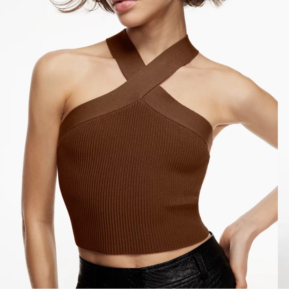 Aritzia Cross Sculpt Tank